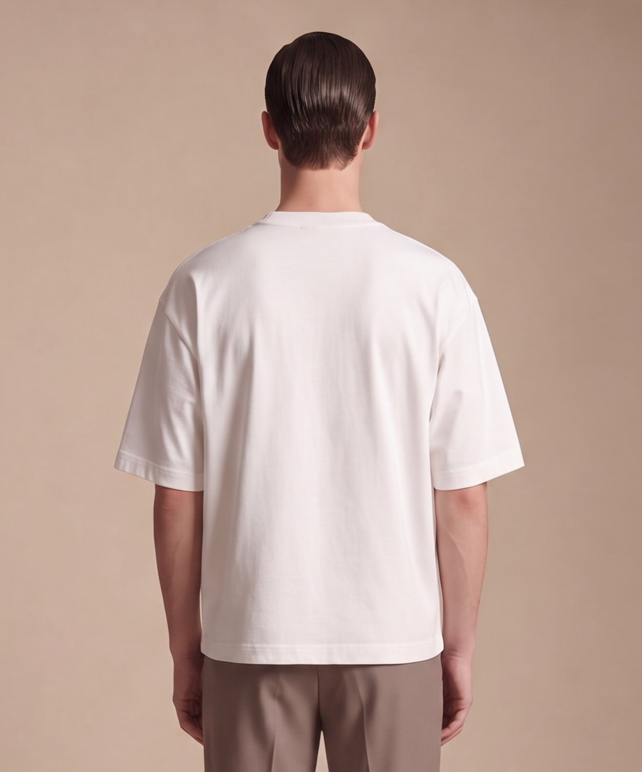 BOXY FIT T-SHIRT — WHITE