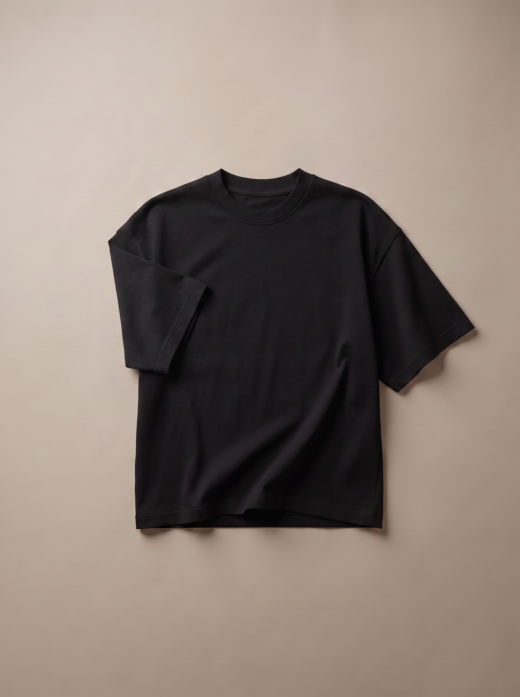 BOXY FIT T-SHIRT — BLACK