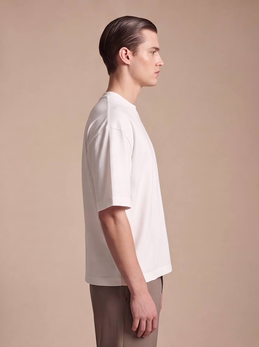 BOXY FIT T-SHIRT — WHITE